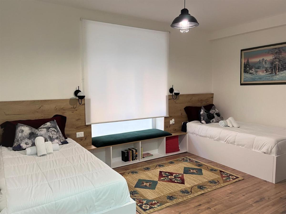 טיראנה Grand Park & Bllok Area Rooms מראה חיצוני תמונה